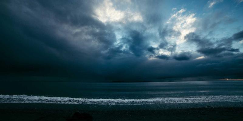 哈基马工作室的创意设计之道：以品牌设计驱动粉丝经济与周边衍生品运营